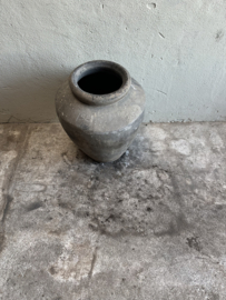 Oud stenen kruik olijfkruik waterkruik pot vaas 58 cm hoog 46 cm doorsnede landelijk antieke pot nr 198