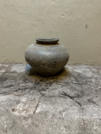 oude grijs stenen kruik pot grijze mega landelijk olijfpot olijfkruik waterkruik 50 cm hoog 57 cm doorsnede nr 51