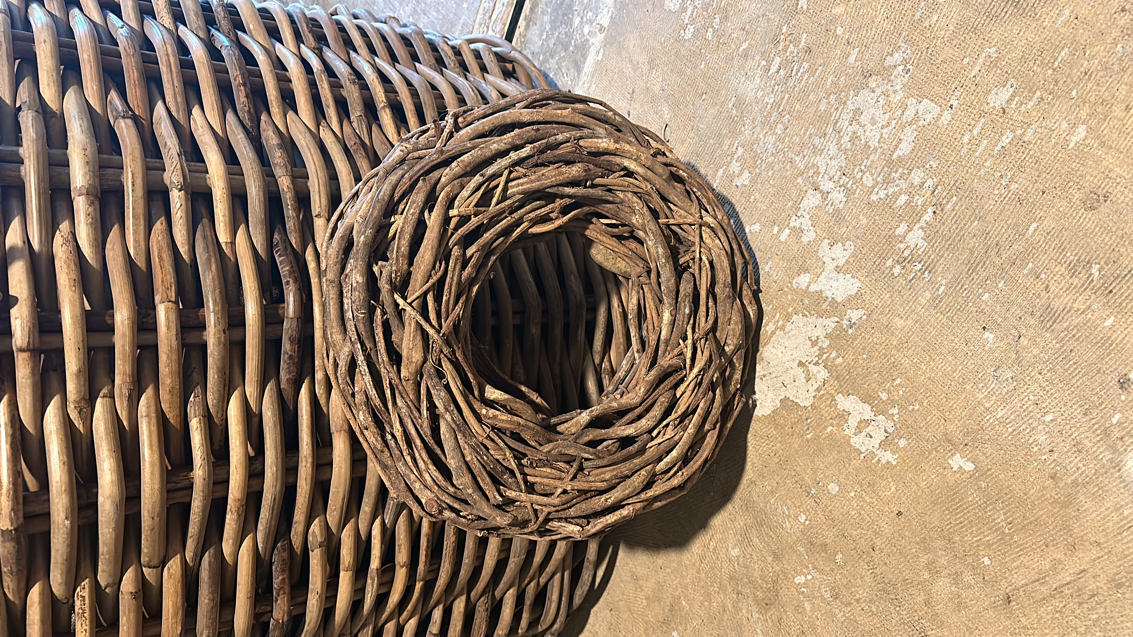 Stoere krans naturel 45-50 cm thick crazy vine rough robuust stoer grof landelijk