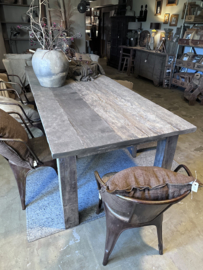 Grote oud houten eettafel old farm collectie aura Peeperkorn tafel landelijk stoer robuust 260 x 100 cm