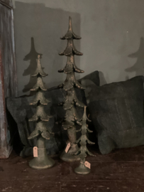 PTMD kerst kerstboom shefin green cement Xmas tree statue decoratie old green groen middel medium