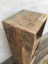 Stoer grof houten railway truckwood hout kast kastje schap rek vakken vakkenkast handdoeken schoenen rek schap industrieel landelijk vintage metalen pootjes