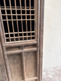 Set van 2 mooie hoge smalle vergrijsd houten kast kasten landelijk nr. 87 ab (ook apart / los te koop)