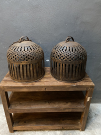 Smeedijzeren korf lampekap hanglamp mand oud metaal oud metalen bruin grijsbruin zwart roest landelijk vintage korflamp stoer industrieel