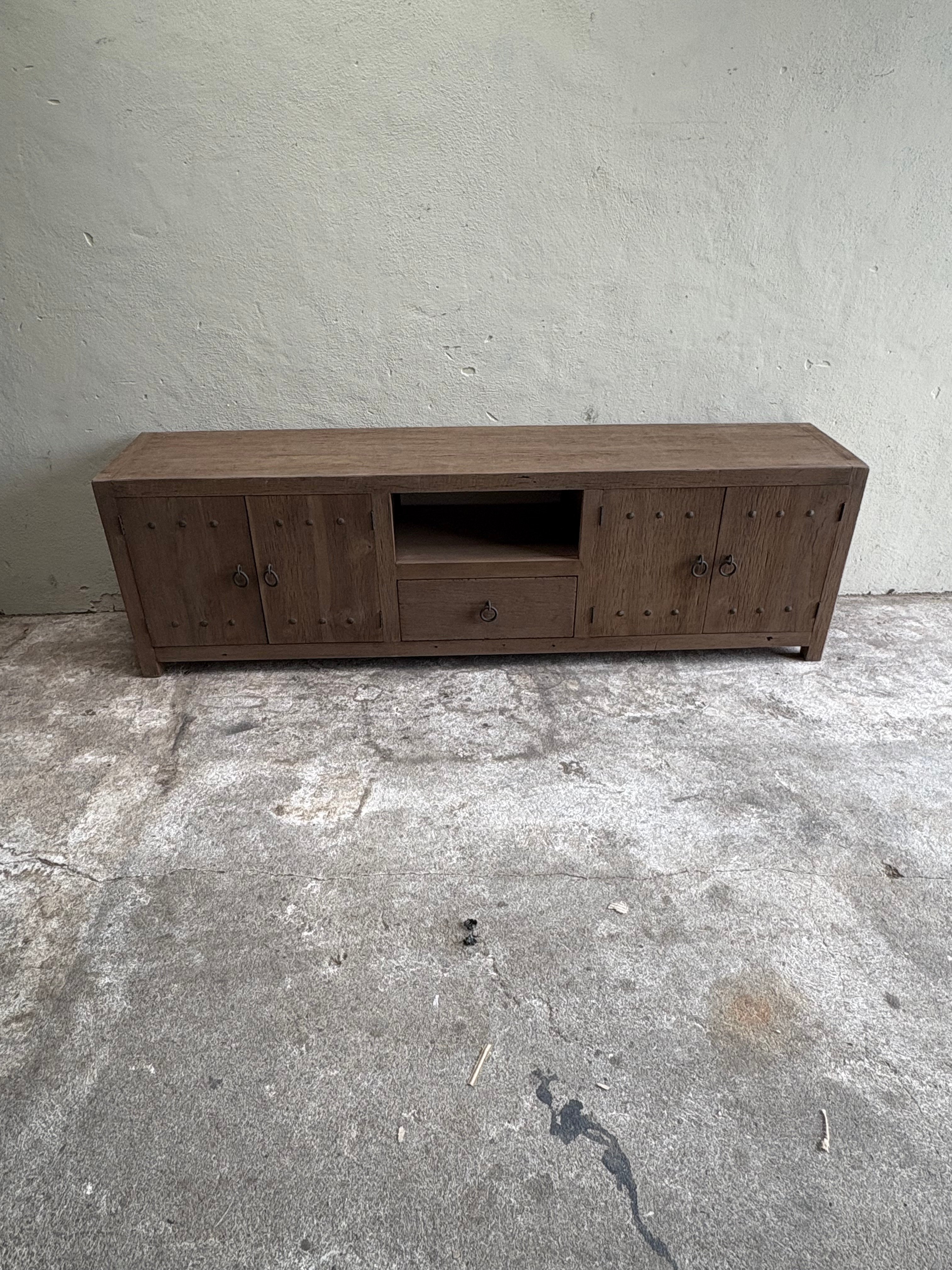 Oud railway houten dressoir tv meubel kast televisie televisiekast televisiemeubel vol massief hout landelijk industrieel robuust oud hout vintage sidetable 200 x 40 x H60 cm