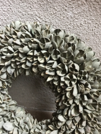 Bakuli wreath krans beukennootjes old green vergrijsd 40 cm grijsgroen beuk landelijk