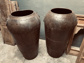 Grote bruine metalen kruik pot vaas ketel H100 cm X 50 cm landelijk stoer industrieel urban vintage
