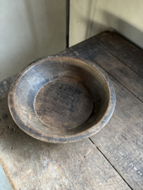 Grote oude doorleefd houten bak D39 x H11 cm schaal landelijk stoer