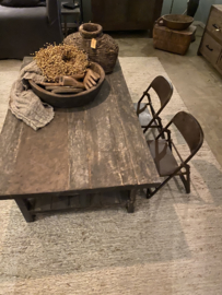 Oud bruin metalen kinder stoeltje stoeltjes school schoolstoeltjes kinderstoelen klapstoel vintage industrieel landelijk stoer urban inklapbaar  bistro