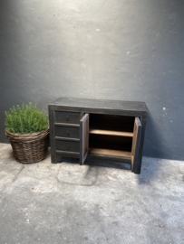 Gaaf stoer zwart houten kast 120 cm dressoir wastafelmeubel keukenkast  ladenkast ladekast landelijk industrieel