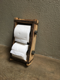 Oude houten mal baksteenmal omgebouwd tot toiletrolhouder wcrolhouder industrieel vintage landelijk doorleefd hout houten toiletpapierhouder landelijk stoer hout houten