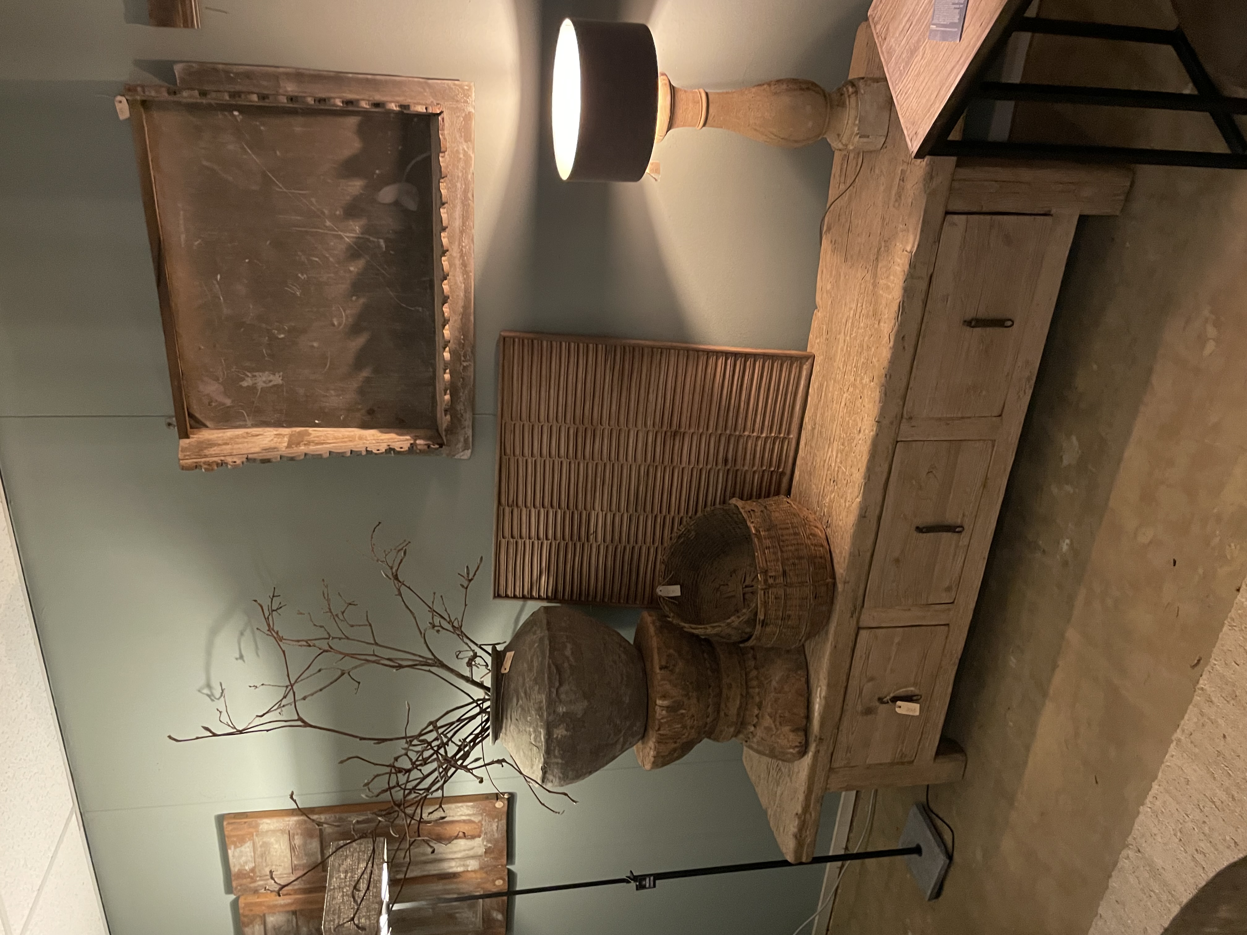 Prachtig groot robuuste Sidetable televisie meubel wandmeubel ladekast met robuust dik blad landelijk sober