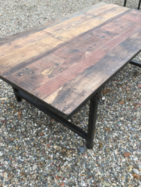 Gave industriële robuuste tafel eettafel 220 x 110 x 76 cm klaptafel metaal metalen onderstel inklapbaar oud houten blad doorleefd railway hout landelijk vintage