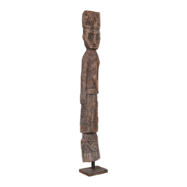 Oud hoog vergrijsd houten beeld pop man op voet landelijk stoer sober 90 cm