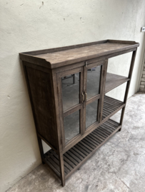 Oud naturel vergrijsd houten kast vitrinekast keukenkast servies winkelkast wandkast wandmeubel landelijk vintage H150 x B140 x D48 cm