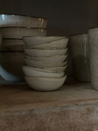 Lifestyle Enzo Sand serving bowl grote schaal 33 x 8 cm kom bak stoneware