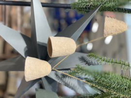 Broste Slinger  met belletjes eraan 180 cm broste kerstklok kerstklokjes slinger Brown beige naturel guirlande