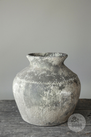Grote Oude stoere grijze stenen kruik pot vaas landelijk stoer
