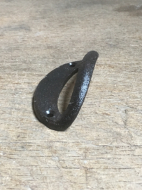Gietijzeren handvat handvaten deurknop halve maan half maantje deurknopje gebogen zwart greepje open
