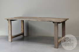 Hele stoere oude grof grove vegrijsd houten tafel 190 x 94 x H79 cm eettafel bureau euro werktafel werkbank van oude deur keukentafel landelijk stoer vintage urban industrieel