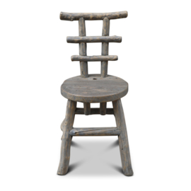 Vergrijsd houten stoel stoelen eetkamerstoel eetkamerstoelen landelijk grijs stoer robuust hout