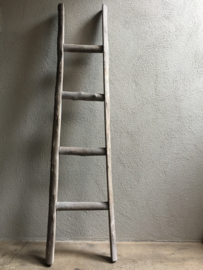 Oud houten ladder laddertje trap trapje handdoekenrek decoratie 130 x 30 cm landelijk vergrijsd