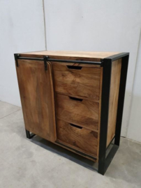 Stoer industrieel houten kastje kast dressoir schuifdeur sidetable met metaal en 3 lades vintage
