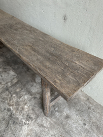 Oude lange vergrijsd houten bank eettafelbank eetkamerbank landelijk stoer 169 cm