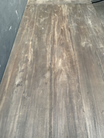 Stoere oude vergrijsd teakhouten houten tafel eettafel 240x100cm blokpoten werkbank werktafel boerentafel eettafel staltafel