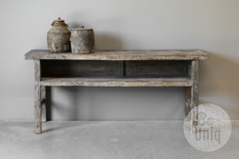 Hele stoere oude vergrijsd houten sidetable 186 cm wandtafel met schap stoer landelijk industrieel vintage buro bureau