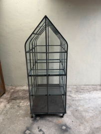 Metalen kas kasje tuinkas tuinkast kast vitrine vitrinekast glaskast met glas H187 X B130 XD70 cm