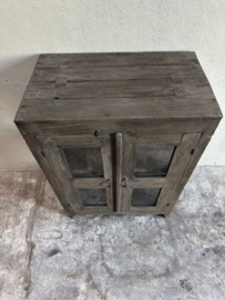 Hele stoere unieke oude vergrijsd houten kast kastje hal keuken servies vitrinekast keukenkast glaskast landelijk 108 x 64 x 29 cm