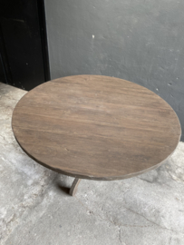 Grote oud vergrijsd houten tafel eettafel bolpoot eetkamertafel rond 140 cm bijzettafel wijntafel wijntafeltje landelijk stoer