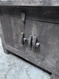 Stoere houten truckwood kast kastje met klos klosje aura Peeperkorn 100 cm dressoir houten oud hout commode landelijk stoer robuust 2 deurs