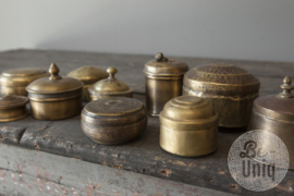 Oude metalen brass potjes met deksel pillendoosjes landelijk vintage