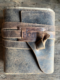 HOFFZ. Notitieboekje L grijs bruin taupe geruwd leren kaft groot