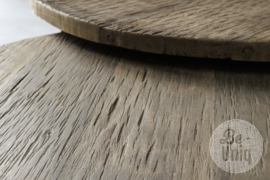Mooi vergrijsd houten ronde tafel salontafel bijzettafel landelijk groot doorsnede 75 x H42 cm
