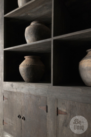 Landelijke grote vergrijsd houten kast keukenkast servieskast vakkenkast boekenkast grutterskast wandkast dressoir 210 x 160 x 50 cm stoer sober