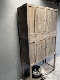 Stoere grote hoge kast  220 x 120 x 45 cm keukenkast oud hout landelijk stoer industrieel