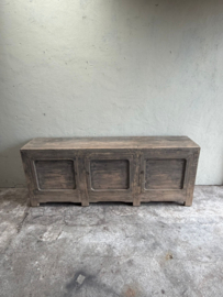 Stoer groot vergrijsd houten dressoir kast wandkast Sidetable landelijk 212 cm tv televisie. 116