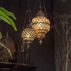 Stoere hanglamp metaal met glas groot 60 x 30 cm roestbruin landelijk stoer oosters vintage lantaarn lamp