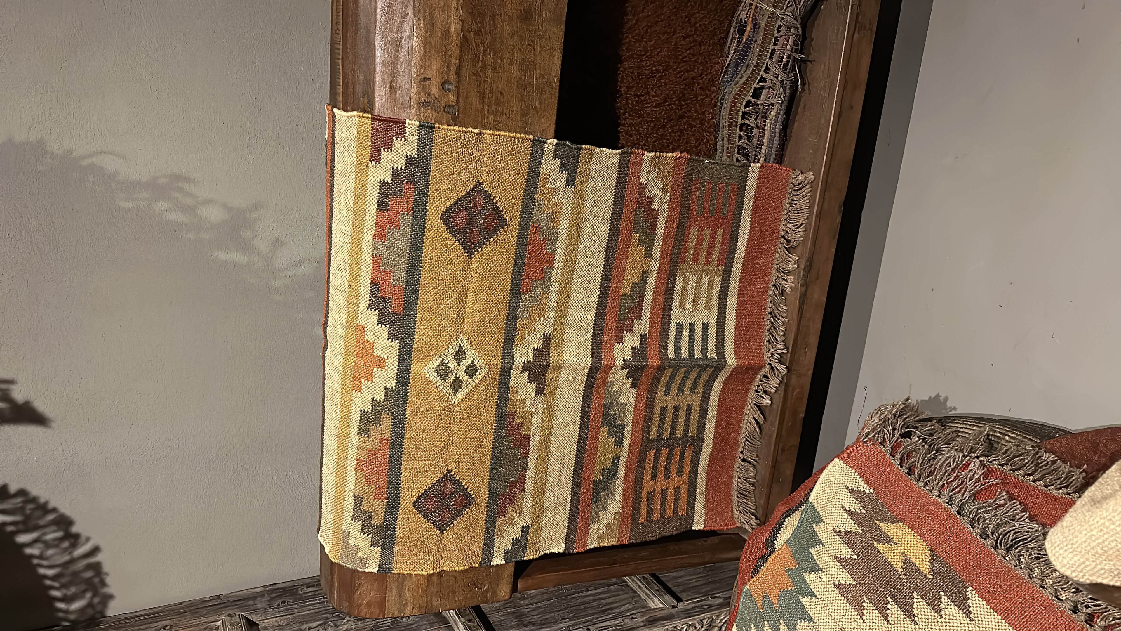 Kelim kleed kleedje vloerkleed tafelkleed tafelloper 135 x 76 cm vintage landelijk stoer sober