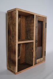 Oud houten vitrinekastje vitrine wandkastje landelijk stoer industrieel glas oud hout 50 x 60 x 15 cm