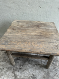 Vergrijsd houten tafel tafeltje bijzettafel bijzettafeltje salontafel 60 x 63 x H45 cm landelijk