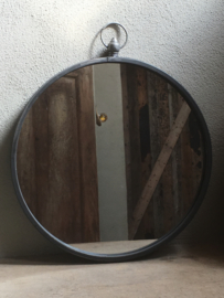 Metalen landelijke grote ronde spiegel spiegeltje 62 cm rond grijs zwart landelijk old look landelijk industrieel