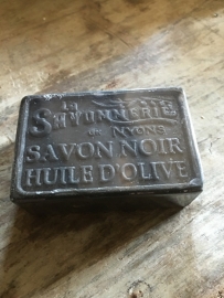 heerlijke franse zeep zepen zwart savon 100 gram blok