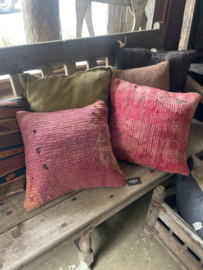 HOFFZ berber vintage kussenhoes kussen kussentje Ibiza hippie roze rose