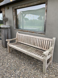 Hele grove oude vergrijsd houten  teakhouten tuinbank bank grof heavy bank teakhout vergrijsd