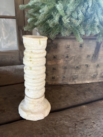 Stoere imperfecte kandelaar kandelaars theelicht stomp POMAX Azahara klei wit white white-off