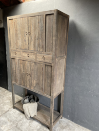 Stoere grote hoge kast  220 x 120 x 45 cm keukenkast oud hout landelijk stoer industrieel